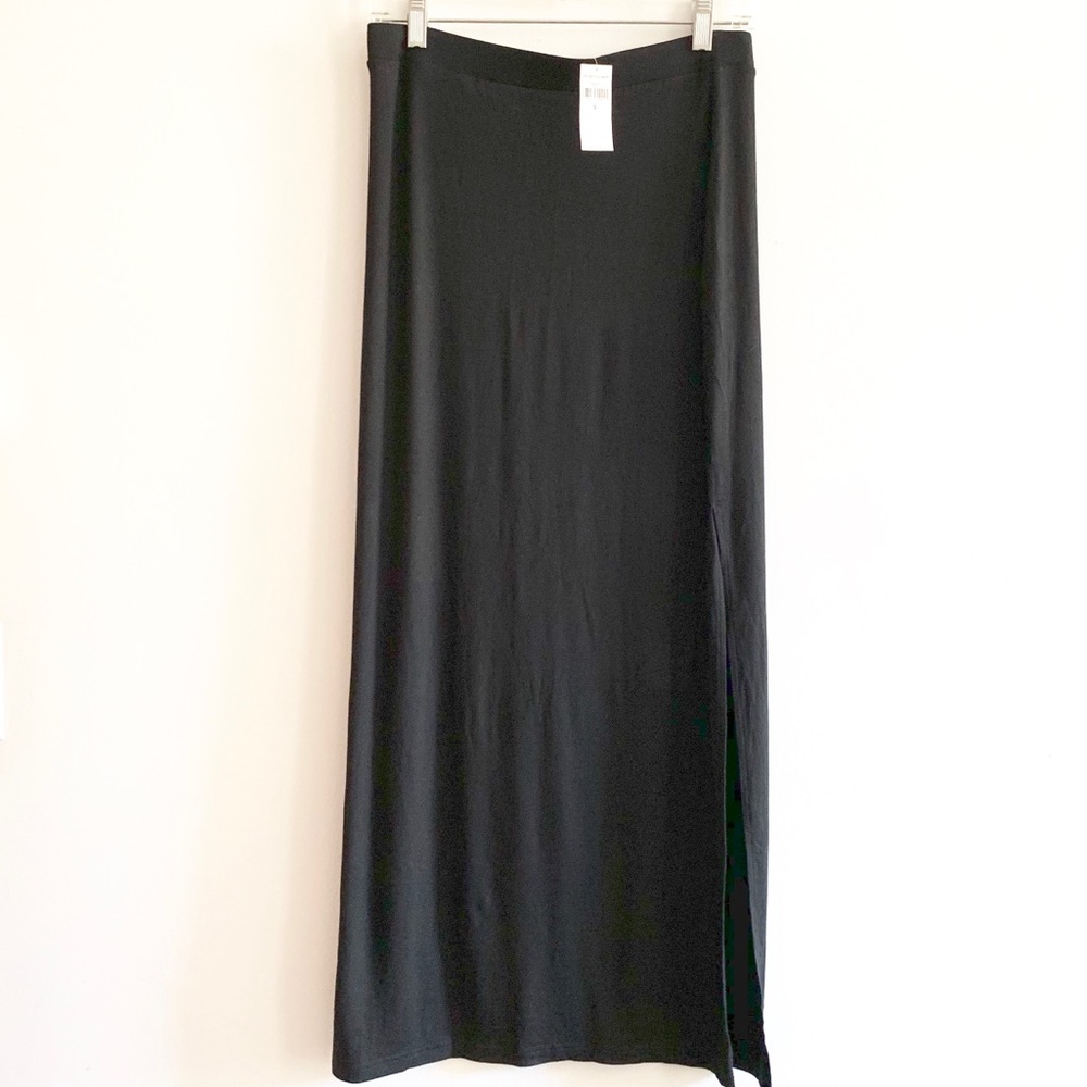 𝒩𝑒𝓌!  Banana Republic Midi Skirt